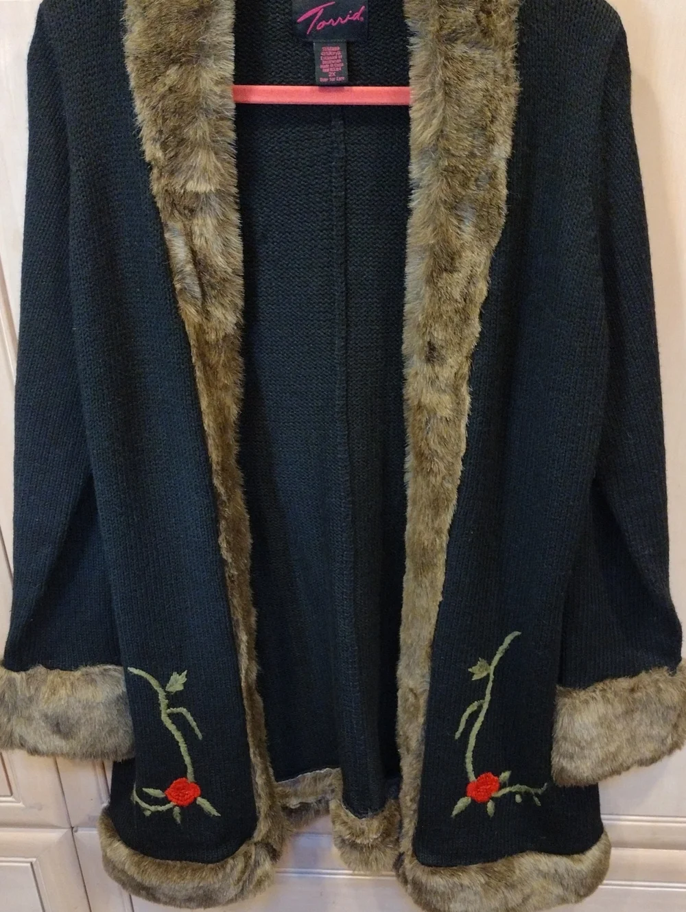 Vtg torrid Black Boho Goth Penny Lane Cardigan w/ faux Fur & Rose Embroidery - Picture 9 of 15
